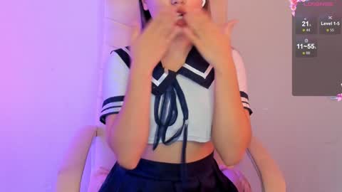 Snapshot of ji_yon_1 chatting on 12.03.24 yuna online show from 12.03.24