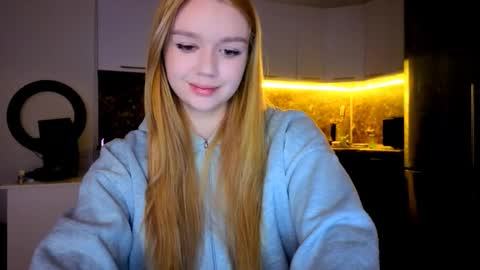 Snapshot of jiaalisaa chatting on 01.08.26 Lisa I would really appreciate it if you could help me achieve 88 thumbs up favorite patterns 38457588 online show from 01.08.26