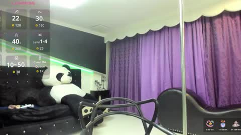Snapshot of jimena_bell chatting on 11.07.25 Jimena online show from 11.07.25