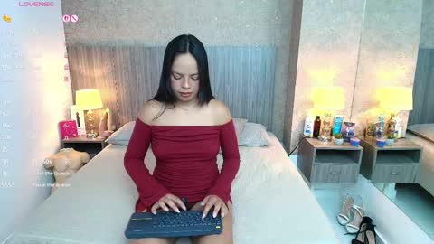 Jimena Salazar online show from 06.04.26