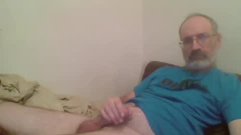 Snapshot of jimmielove2046 chatting on 09.28.25 jimmielove2046 online show from 09.28.25