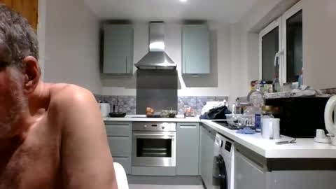 Snapshot of jimmybenido chatting on 12.20.24 Jim Redgewell online show from 12.20.24