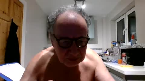 Snapshot of jimmybenido chatting on 01.17.25 Jim Redgewell online show from 01.17.25