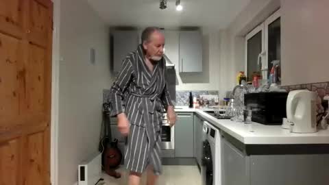 Snapshot of jimmybenido chatting on 01.10.26 Jim Redgewell online show from 01.10.26