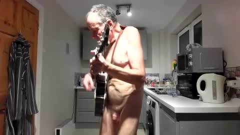 Snapshot of jimmybenido chatting on 01.13.26 Jim Redgewell online show from 01.13.26