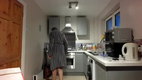 Snapshot of jimmybenido chatting on 02.01.26 Jim Redgewell online show from 02.01.26