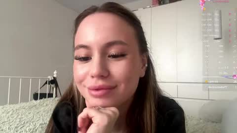 Kate online show from 04.25.26