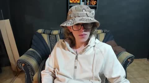 Snapshot of jinnbook chatting on 12.10.24 JinnBook online show from 12.10.24