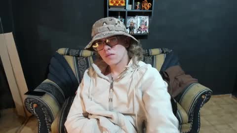 Snapshot of jinnbook chatting on 12.10.24 JinnBook online show from 12.10.24