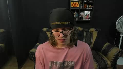 Snapshot of jinnbook chatting on 01.16.25 JinnBook online show from 01.16.25