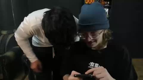 Snapshot of jinnbook chatting on 02.06.25 JinnBook online show from 02.06.25