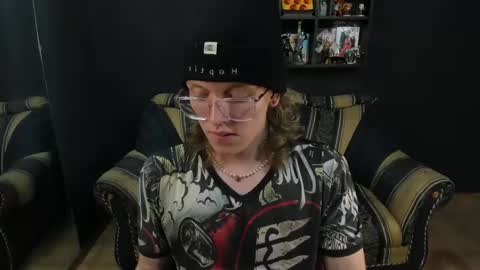 Snapshot of jinnbook chatting on 02.19.25 JinnBook online show from 02.19.25