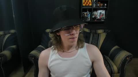 Snapshot of jinnbook chatting on 02.20.25 JinnBook online show from 02.20.25