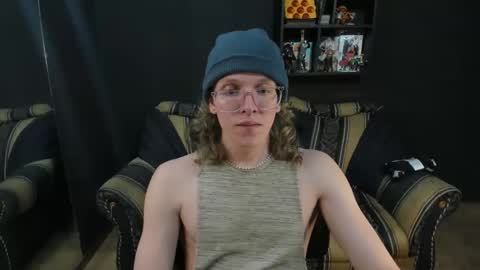 Snapshot of jinnbook chatting on 03.11.25 JinnBook online show from 03.11.25