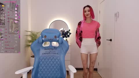 Snapshot of jinx_boom chatting on 01.21.25 jinx_boom online show from 01.21.25