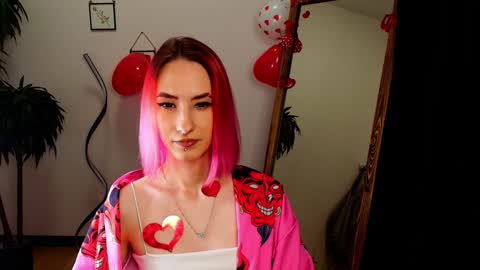 Snapshot of jinx_boom chatting on 02.04.25 jinx_boom online show from 02.04.25