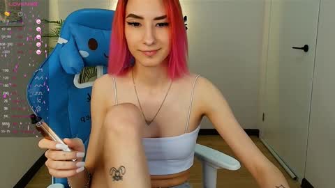 Snapshot of jinx_boom chatting on 02.05.25 jinx_boom online show from 02.05.25