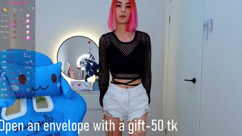 Snapshot of jinx_boom chatting on 02.08.25 jinx_boom online show from 02.08.25