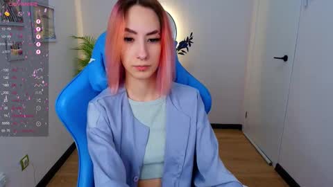 Snapshot of jinx_boom chatting on 03.02.25 jinx_boom online show from 03.02.25