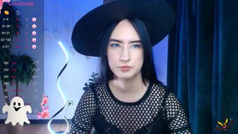 Snapshot of jinx_boom chatting on 11.01.25 jinx_boom online show from 11.01.25