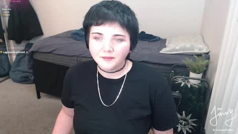 Snapshot of jinxyfawn chatting on 05.26.26 jinxyfawn online show from 05.26.26