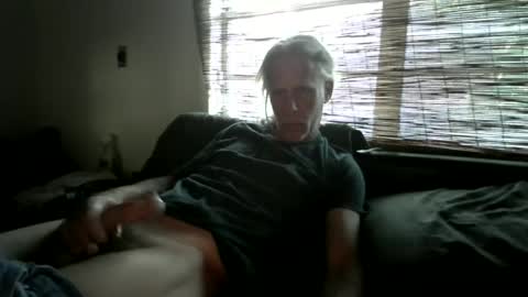 jizzmitten5 online show from 06.16.26