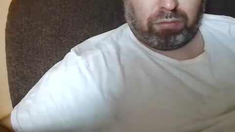 Snapshot of jj350ss chatting on 10.31.25 jj350ss online show from 10.31.25