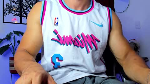 Snapshot of jmortton chatting on 12.11.24 IGJmortton online show from 12.11.24