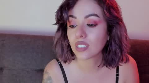 Johana              online show from 02.16.25