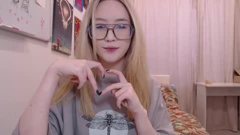 Snapshot of joan_kiss chatting on 02.13.26 joan_kiss online show from 02.13.26