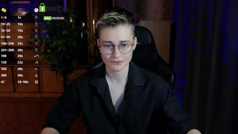 Snapshot of joan_night chatting on 04.18.26 J online show from 04.18.26