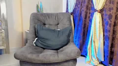 JOAN SAENZ online show from 02.24.25