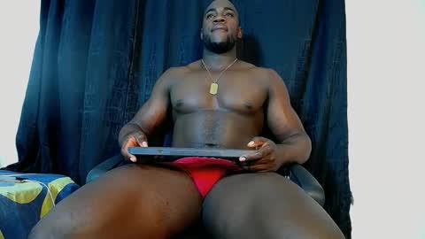 Snapshot of joan_silva chatting on 10.02.25 joan_silva online show from 10.02.25