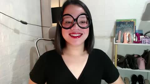 Joana online show from 02.11.25