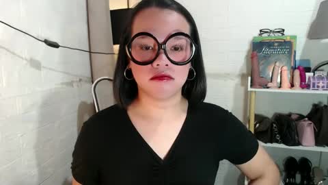 Joana online show from 02.13.25