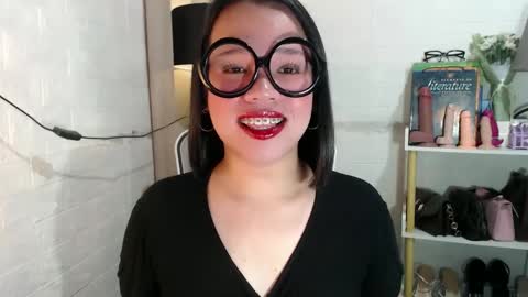 Joana online show from 02.15.25