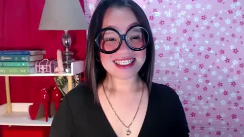 Joana online show from 10.25.25