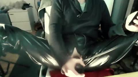 Snapshot of joanesxfree chatting on 01.08.25 The sweetest toy online show from 01.08.25