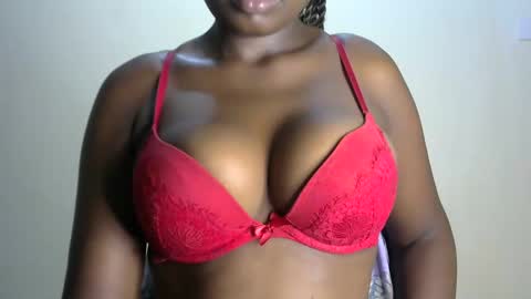 Snapshot of joankein_255 chatting on 02.21.25 varl online show from 02.21.25