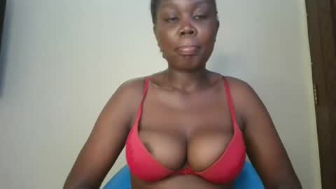 Snapshot of joankein_255 chatting on 04.30.26 varl online show from 04.30.26