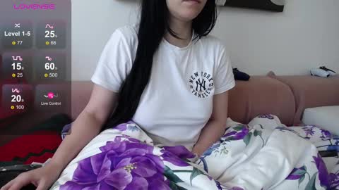 Snapshot of joanna_cw chatting on 02.24.25 Jo online show from 02.24.25