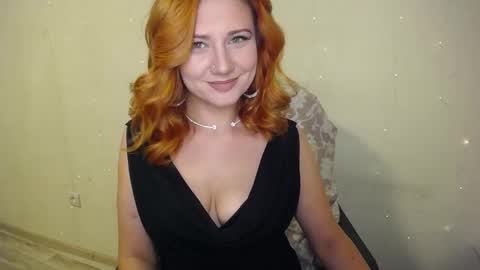 Snapshot of joanne_star chatting on 11.30.25 SweetGinger online show from 11.30.25