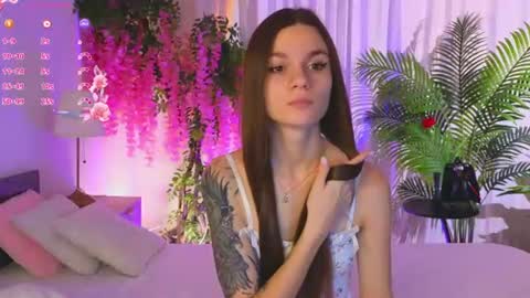 Snapshot of joannerichardson chatting on 07.18.26 Eva online show from 07.18.26