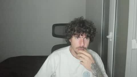 Snapshot of joaquin420_hot chatting on 02.16.26 joaquin420_hot online show from 02.16.26