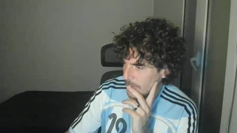 Snapshot of joaquin420_hot chatting on 03.06.26 joaquin420_hot online show from 03.06.26