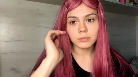 Mila online show from 05.02.26