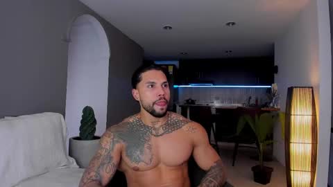 joe_esthetic online show from 03.04.25