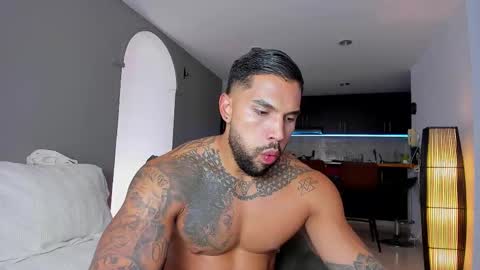 joe_esthetic online show from 09.11.25