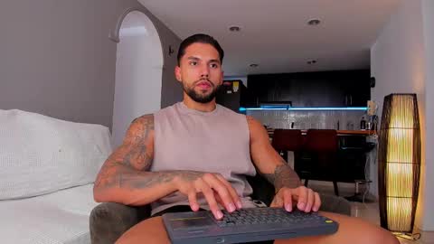 joe_esthetic online show from 09.30.25