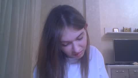 Jennifer online show from 10.08.25